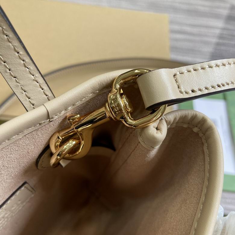 790133 15X20X5cm MP 2色 8