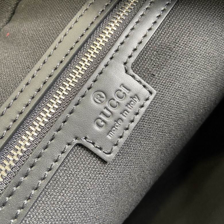 792077 33X28X7cm MP 12