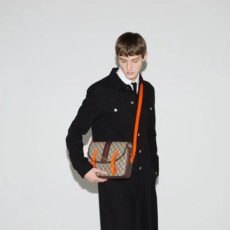 792376 27.5X18.5X6.5cm MP 3