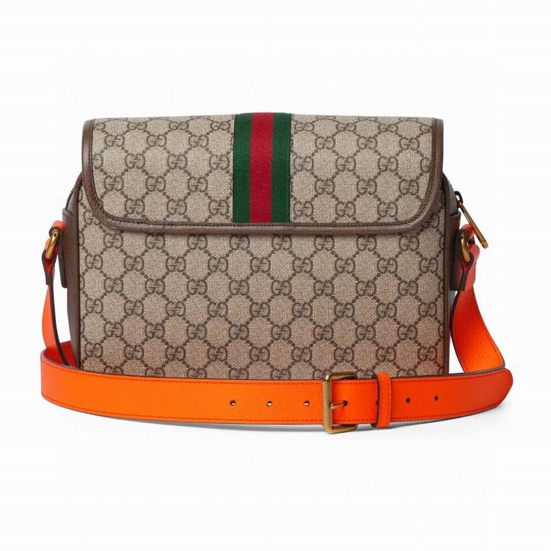 792376 27.5X18.5X6.5cm MP 4