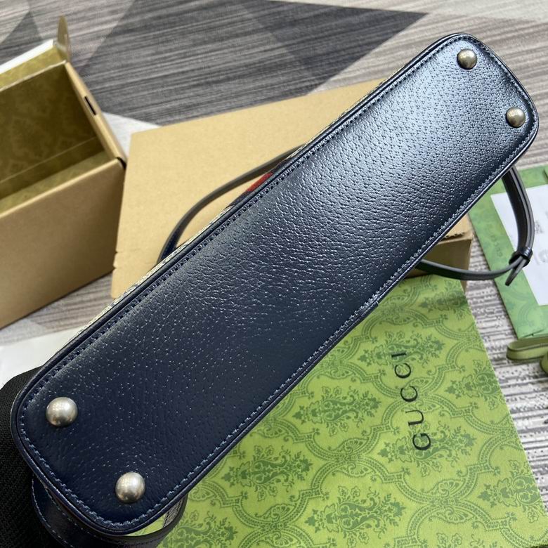 795249 31.5X16.5X8cm MP 7