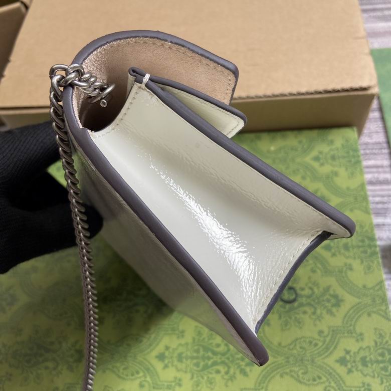 795368 17.5X11X6.5cm MP 3