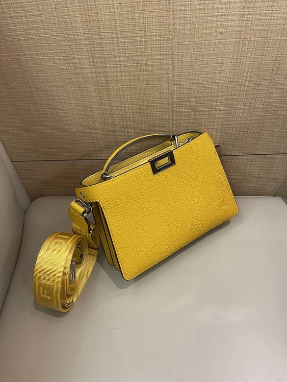 7vA582 23X14X6cm WP 4色 20