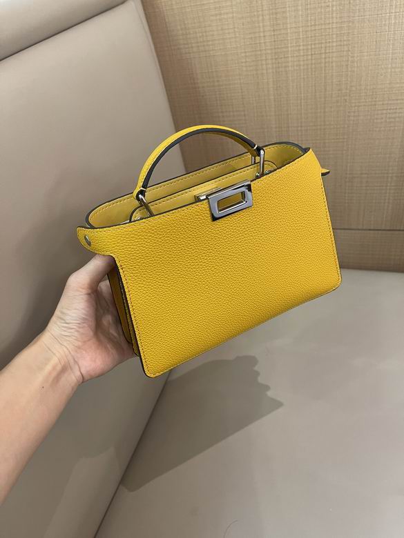 7vA582 23X14X6cm WP 4色 21