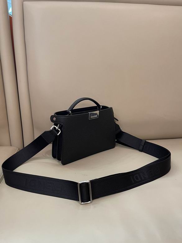 7vA582 23X14X6cm WP 4色 29