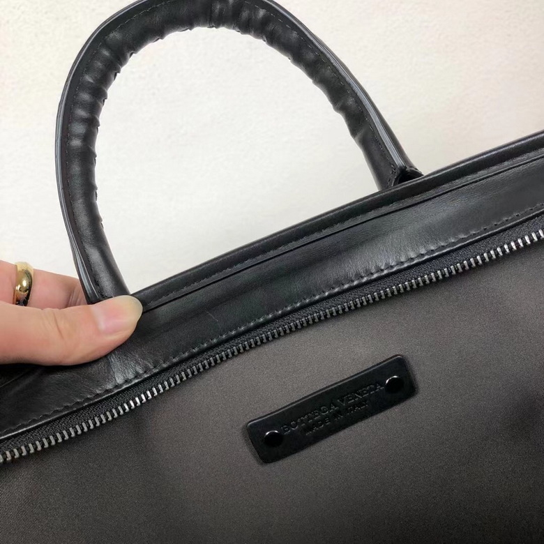 8018 41X29X7cm WP (9)