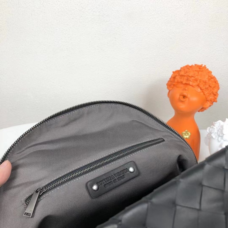 8020 41X28.5X16cm WP (9)