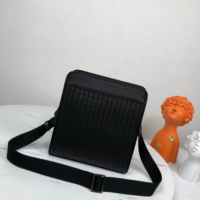 8021-2 25.5X28X7cm WP (1)