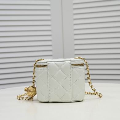 8101 11X8.5X7cm WO (3)