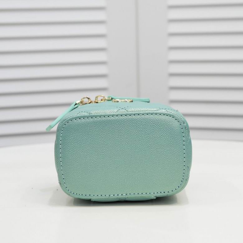 8102 12X10X7cm WO (31)