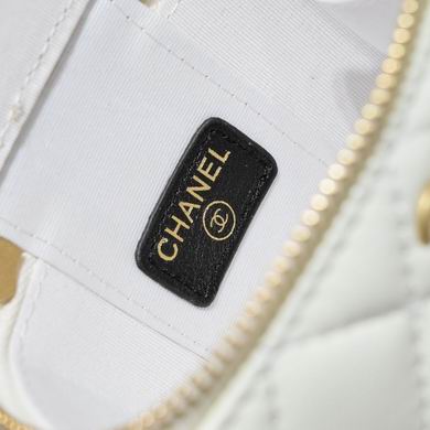 8107 11X8.5X7cm WO (18)