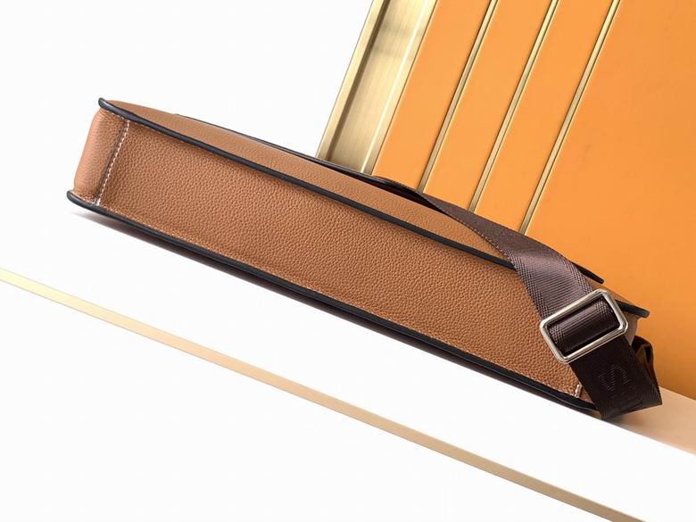 82365-1 39X28X6.5cm XM 4