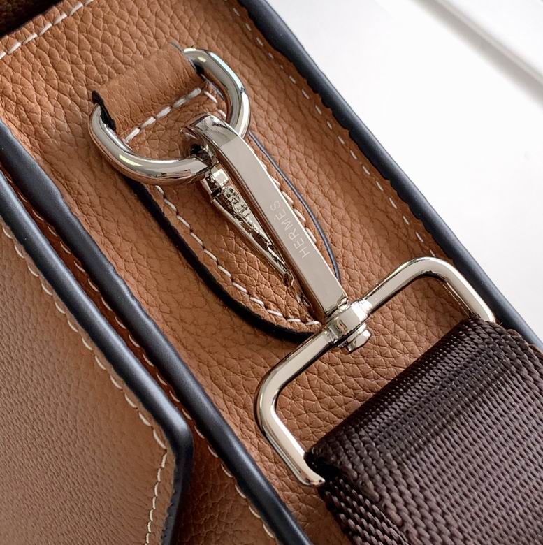 82365-1 39X28X6.5cm XM 7