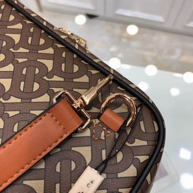 82366-4 32X24X8cm XM (5)