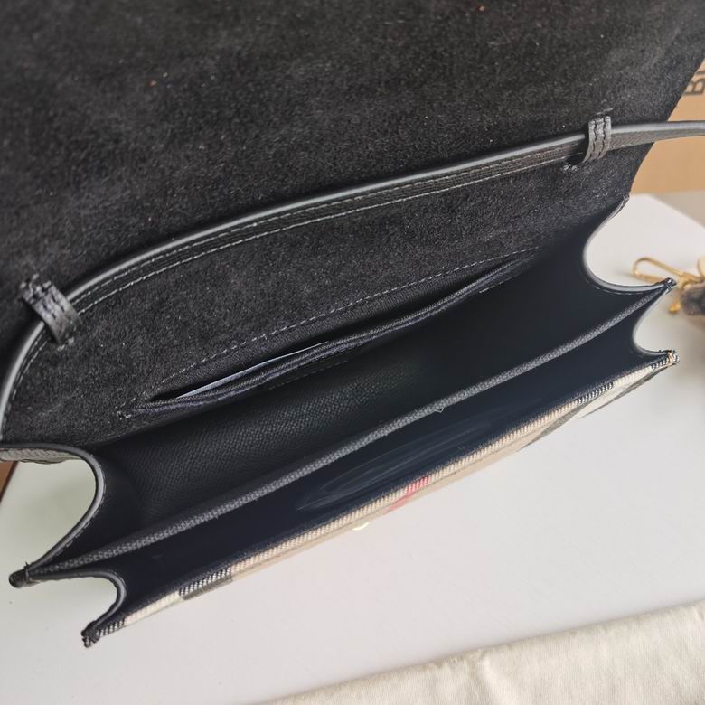 8251 24x4x17.5cm HQ 1 (9)