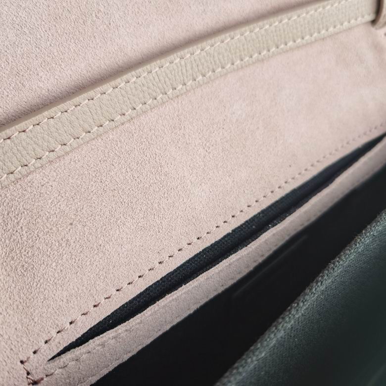 8251 24x4x17.5cm HQ 2 (6)