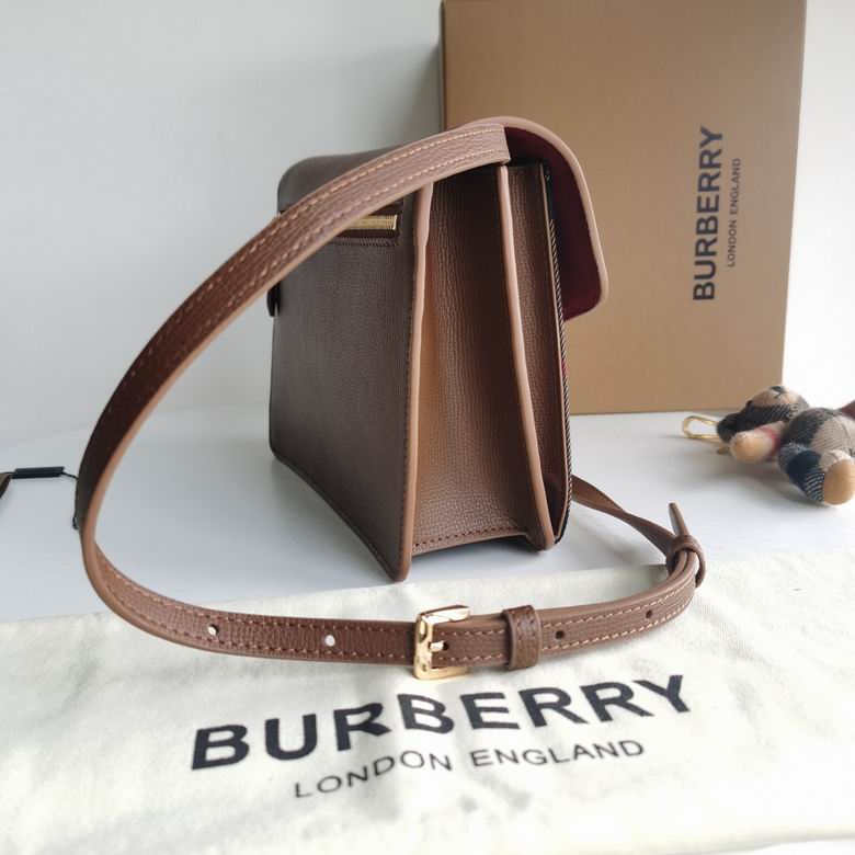 8251 24x4x17.5cm HQ 3 (2)