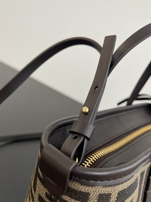 83278 23X19.5X15cm H 6