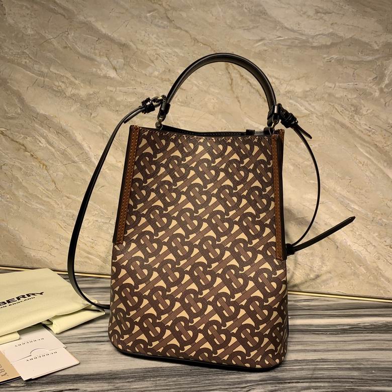 8421 21x16.5x25cm YG (2)