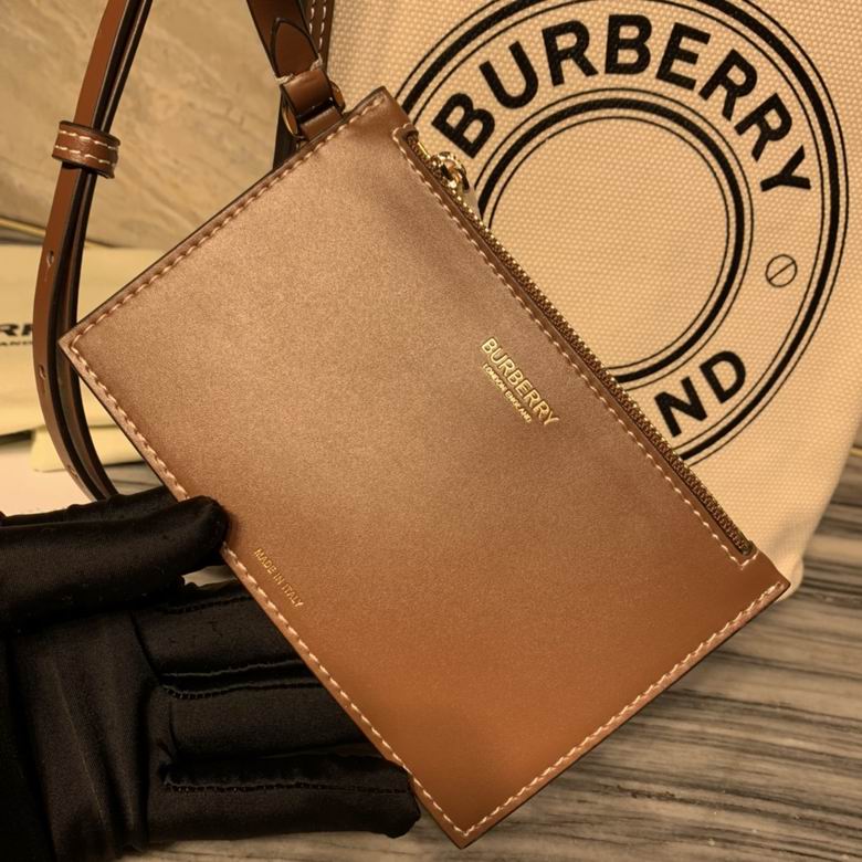 8421 21x16.5x25cm YG 1 (5)