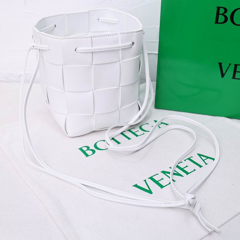 8686 18X14X14cm YG 2 (4)