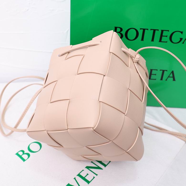 8686 18X14X14cm YG 3 (5)