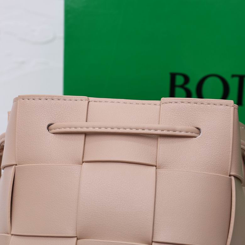 8686 18X14X14cm YG 3 (7)