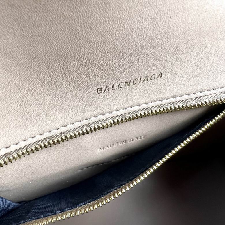 8895 23x10x24cm FY 13 (8)