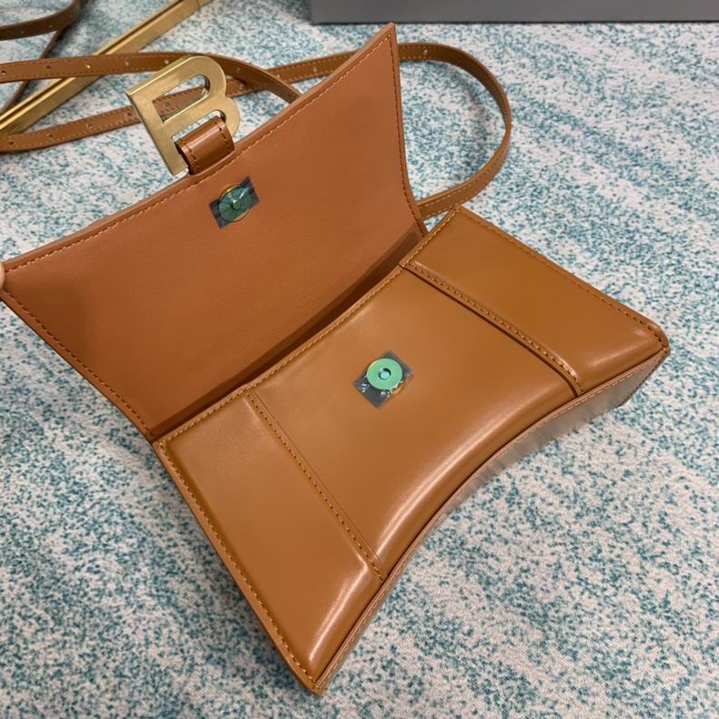 8896 19x8x21 cm fy11 (6)