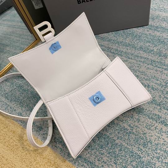 8896 19x8x21 cm fy14 (4)