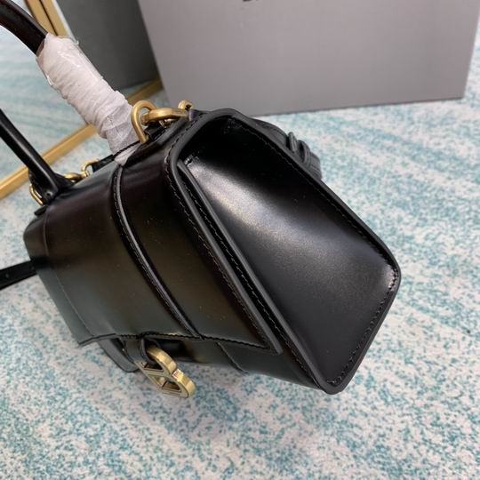 8896 19x8x21 cm fy15 (5)