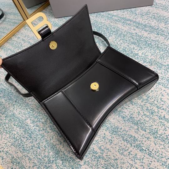 8896 19x8x21 cm fy15 (6)