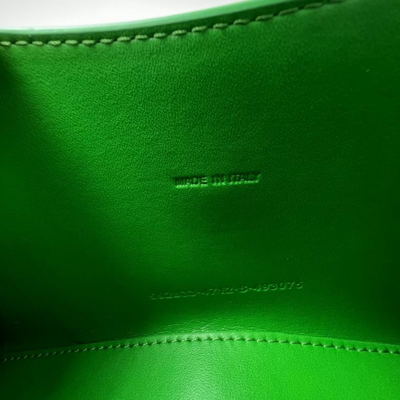 8896 19x8x21cm FY 14 (9)