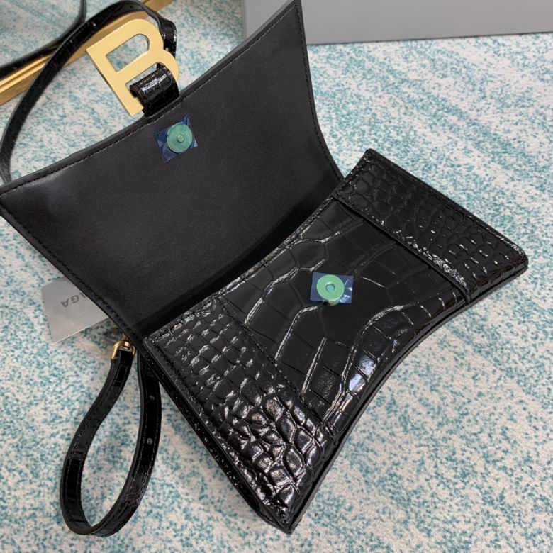 8896 19x8x21cm FY 17 (6)