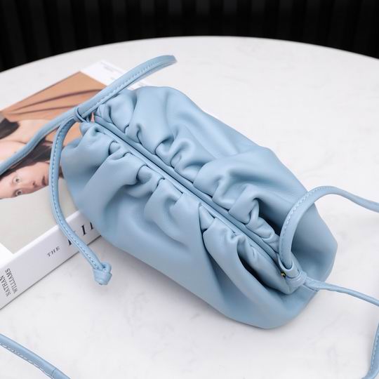 9032 23x13x8 cm dl16 (4)