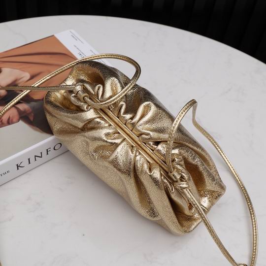 9032 23x13x8 cm dl28 (4)