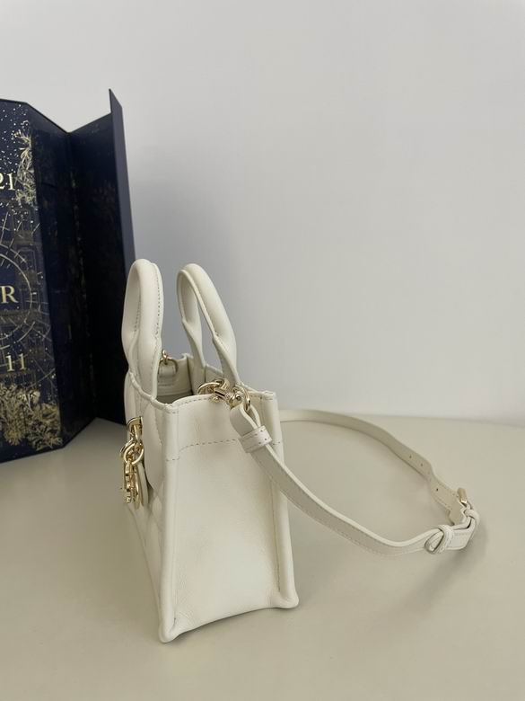 9225 21.5X7.5X13cm WO 3色 15