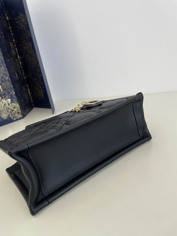 9225 21.5X7.5X13cm WO 3色 7