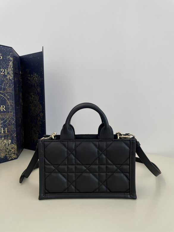 9225 21.5X7.5X13cm WO 3色 8