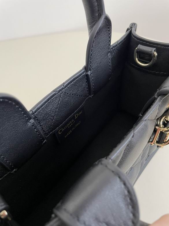 9225 21.5X7.5X13cm WO 3色 9