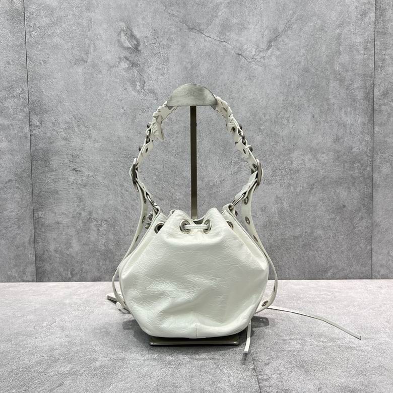 92567 15.0x19.8x17.8cm FY 2 (2)