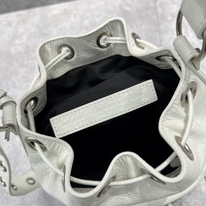 92567 15.0x19.8x17.8cm FY 2 (8)