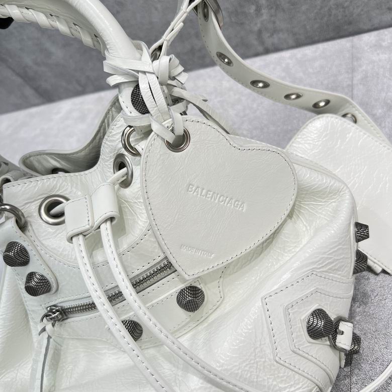 92567 30.0x22.9x17.0cm FY (4)