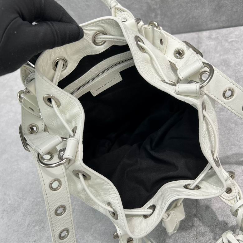 92567 30.0x22.9x17.0cm FY (7)