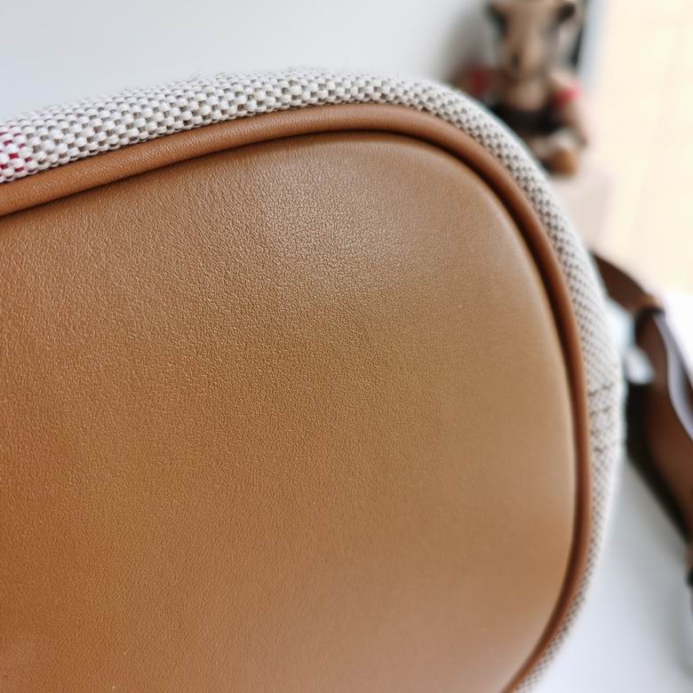 9331 17x15.5x24.5cm HQ (5)