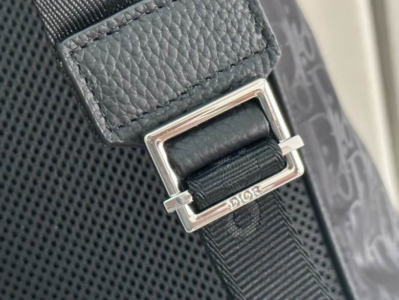 93319 32X42X16cm XM 7