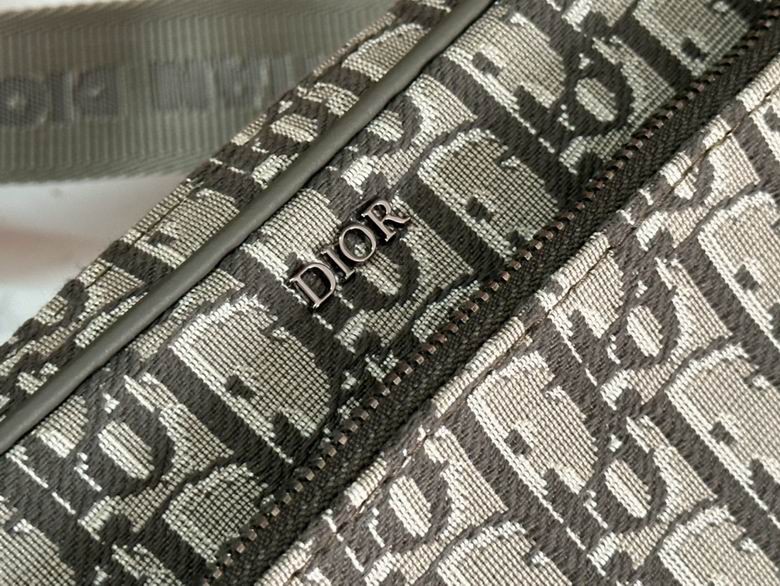 93376 23.3X16.5X4.3cm XM 5