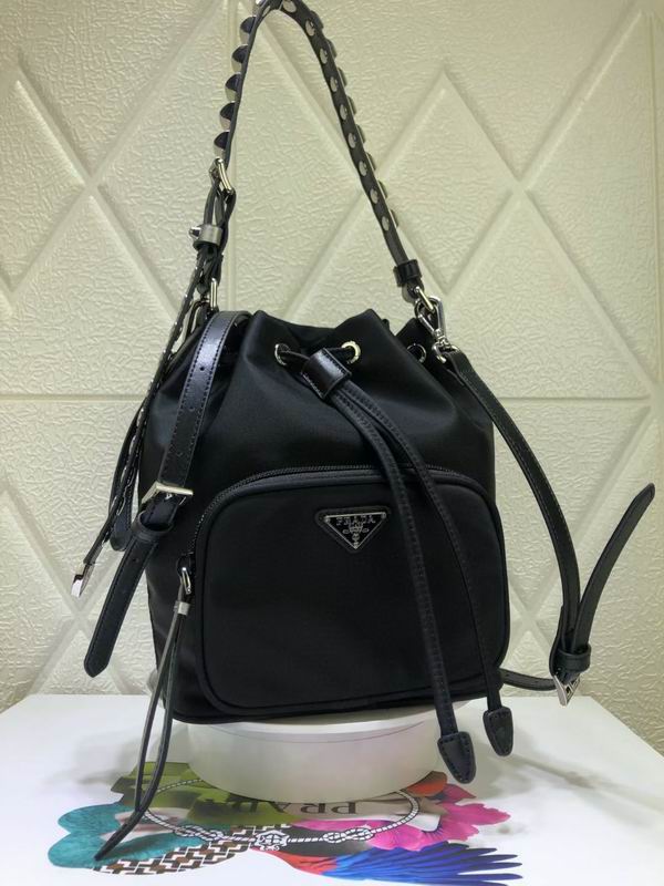 938-1 17.5X22.5X13cm CN (10)