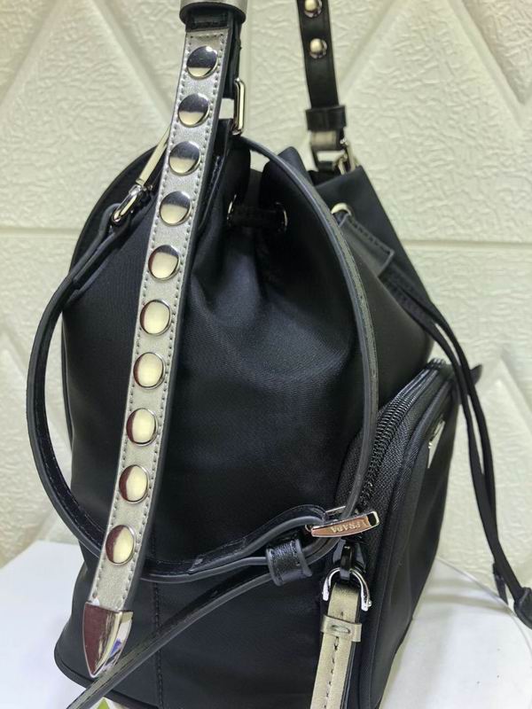 938-1 17.5X22.5X13cm CN (12)