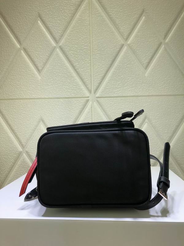 938-1 17.5X22.5X13cm CN (22)